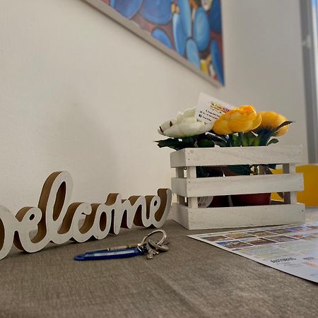 A Casa Di Alex Apartment Палермо Екстериор снимка